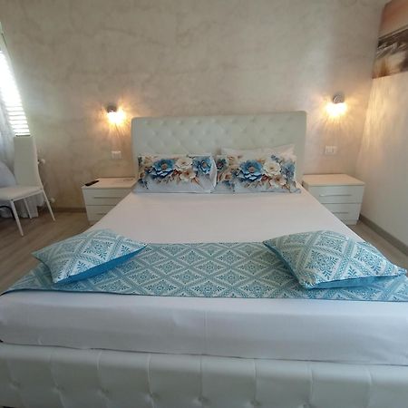 Viola Di Mare Rooms And Parking Термоли Екстериор снимка