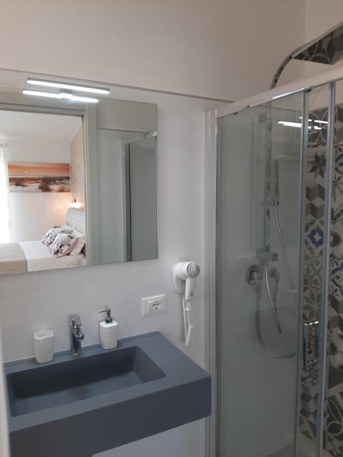 Viola Di Mare Rooms And Parking Термоли Екстериор снимка