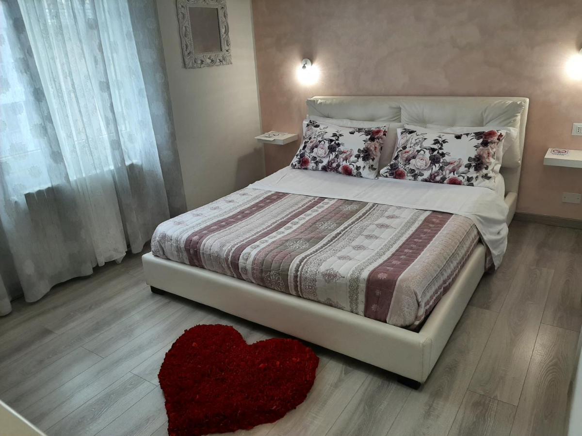 Viola Di Mare Rooms And Parking Термоли Екстериор снимка