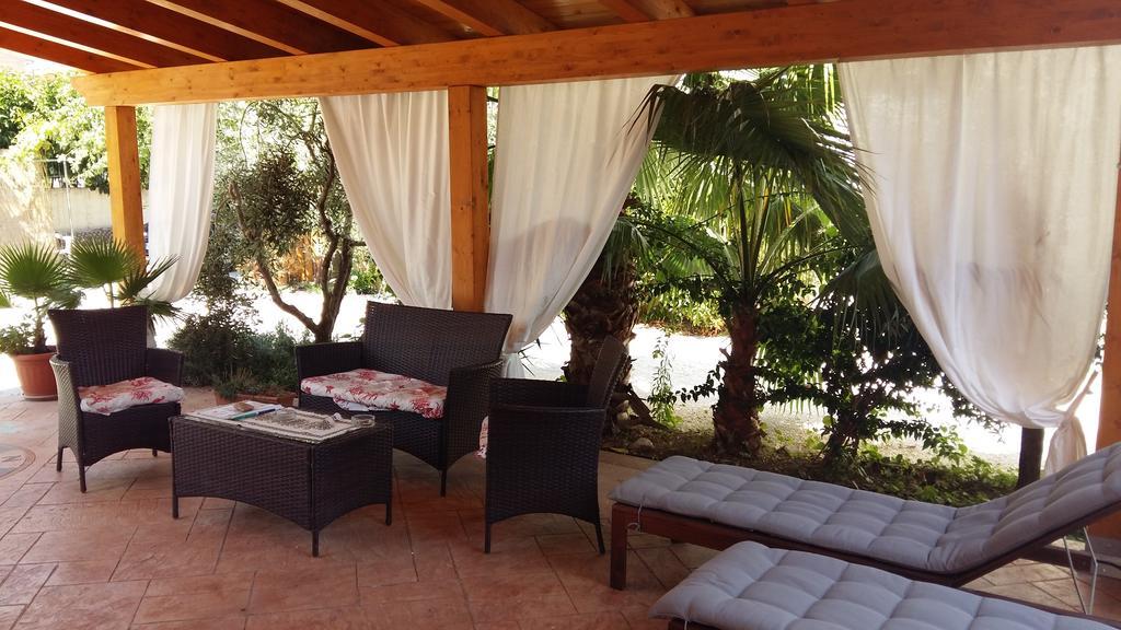 Viola Di Mare Rooms And Parking Термоли Екстериор снимка