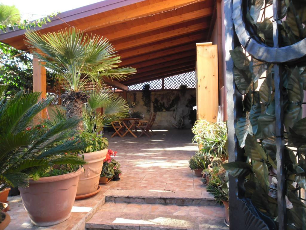 Viola Di Mare Rooms And Parking Термоли Екстериор снимка