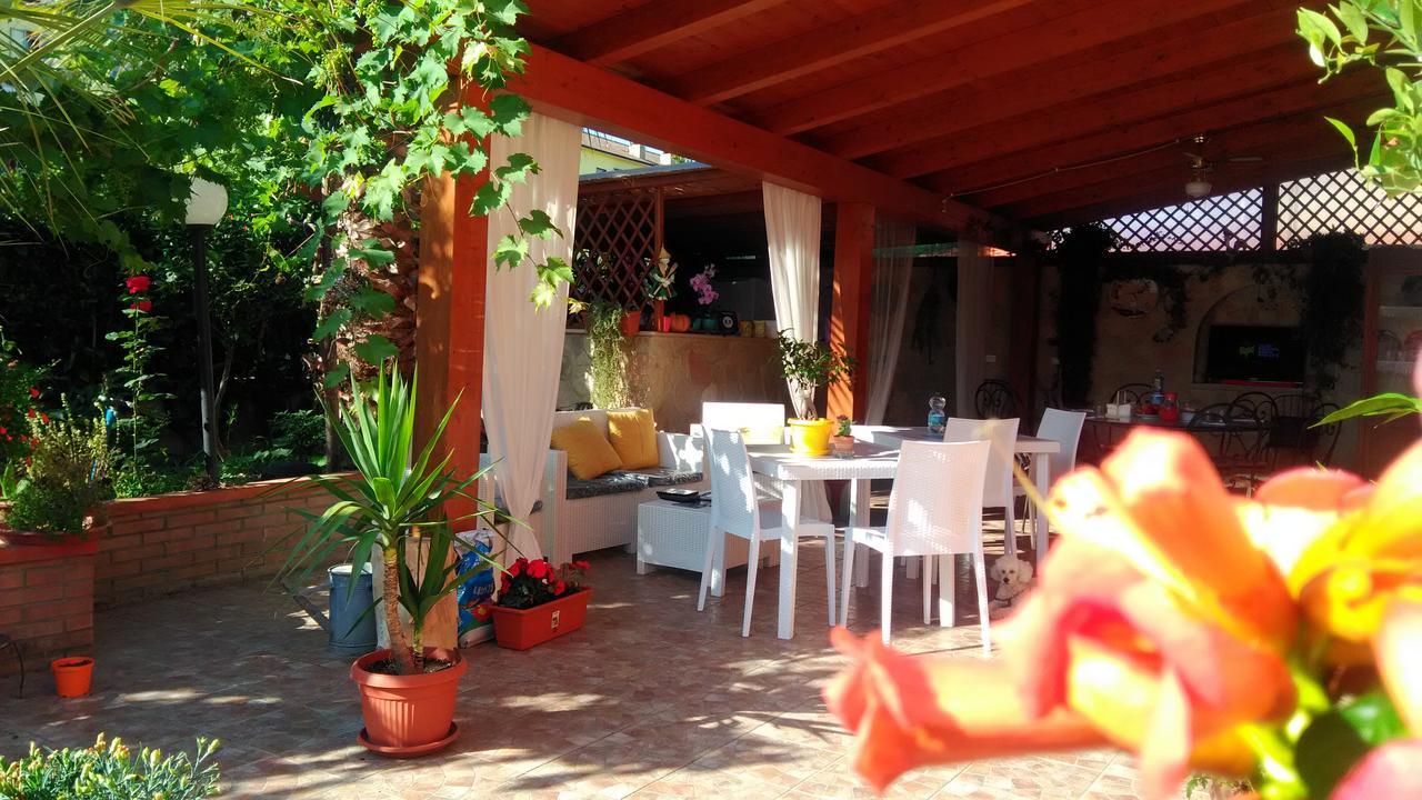Viola Di Mare Rooms And Parking Термоли Екстериор снимка