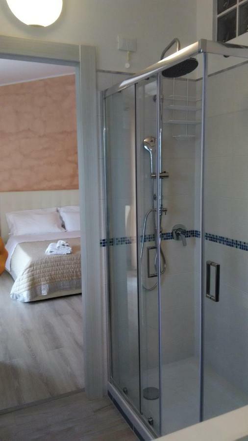 Viola Di Mare Rooms And Parking Термоли Екстериор снимка